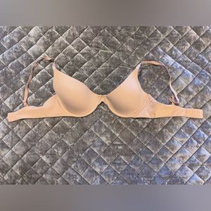 Skims Fits Everyone Push Up Bra